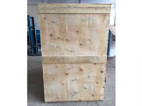 點(diǎn)擊查看詳細(xì)信息<br>標(biāo)題：三立方制氧機(jī)發(fā)貨圖 閱讀次數(shù)：3404